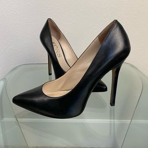 KORS Michael Kors 4.5”  wrapped stiletto.